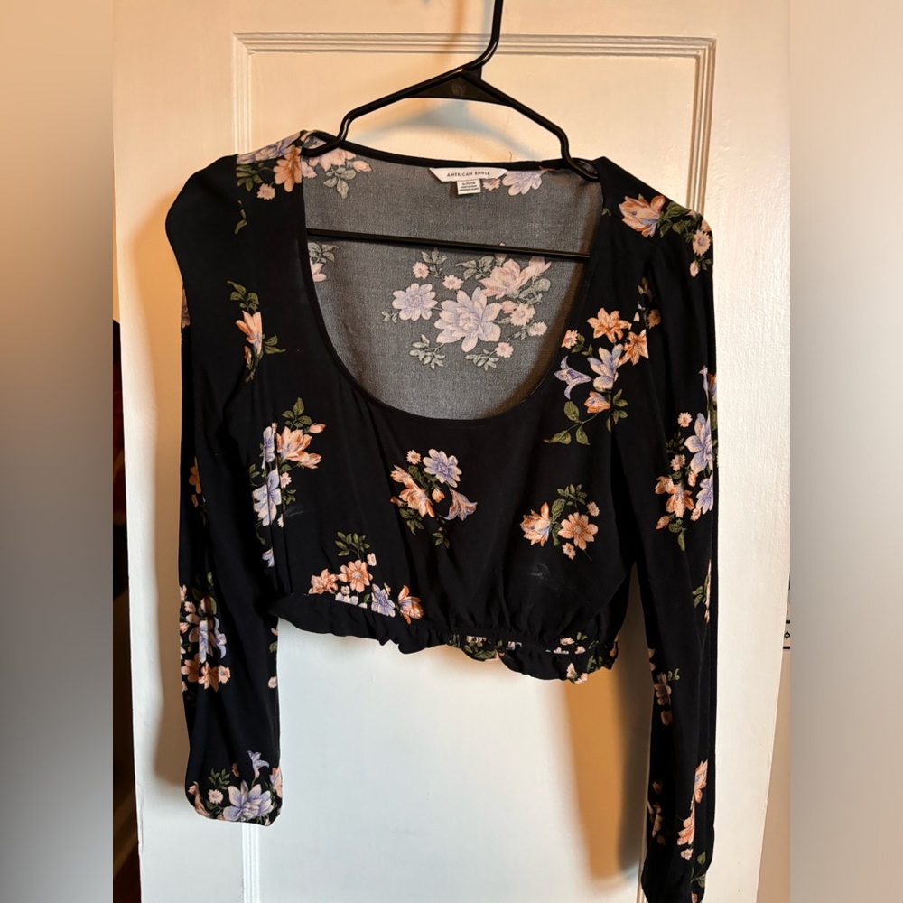 American Eagle floral crop top